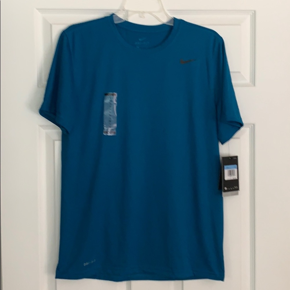 Men’s Nike Dri Fit Tee Sz M NWT